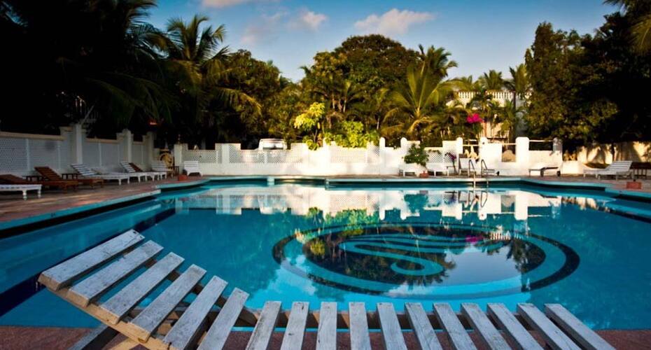 Sea Breeze Beach Resort, Mahabalipuram 5